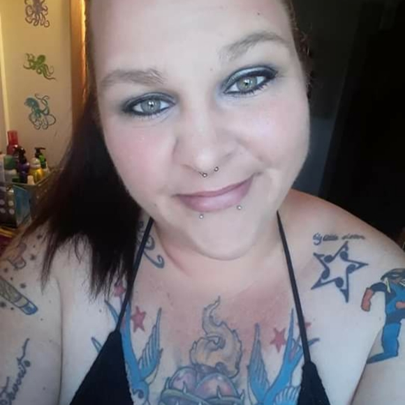 Meet your Posher, Bethany - Picture 4 of 5